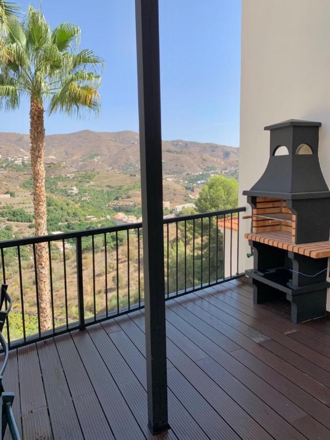 Villa Adosado Con Piscina A 5 Minutos De La Playa Almuñécar Exterior foto
